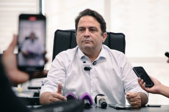 Caiado nomeia Roberto Naves como novo presidente da Goiás Turismo
