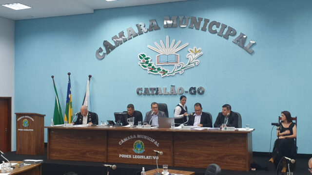 Câmara de Catalão realiza 24ª Sessão Ordinária com extensa pauta de projetos do Executivo e homenagens