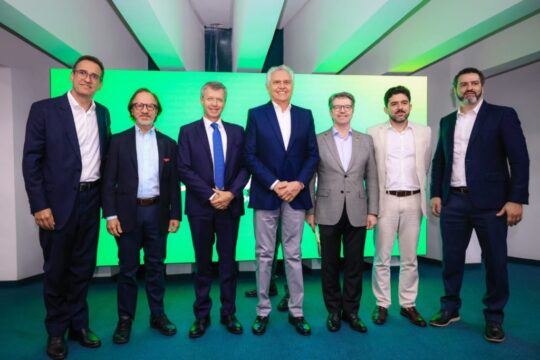 Caiado lança projeto para reduzir filas e otimizar rede hospitalar do Estado