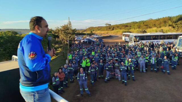 Trabalhadores da CRE-C8 aprovam novo Acordo Coletivo com conquistas importantes