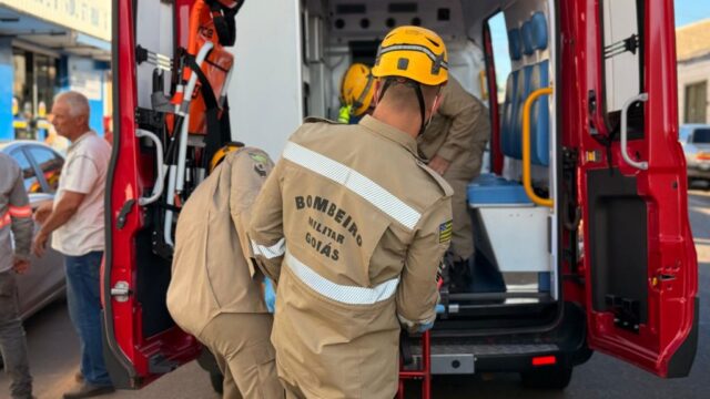 Trabalhador sofre descarga elétrica enquanto fazia manutenção em rede de internet em Catalão