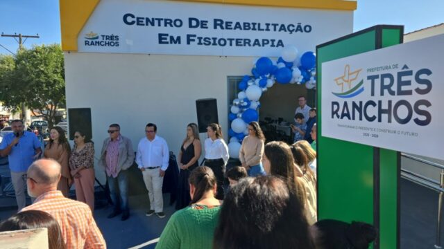 Três Ranchos inaugura Centro de Reabilitação em Fisioterapia com presença de autoridades e moradores
