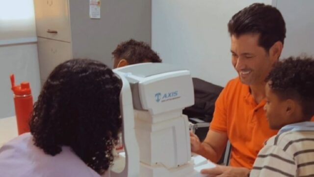 Mais 100 pessoas recebem atendimento em ação de saúde ocular em Ouvidor