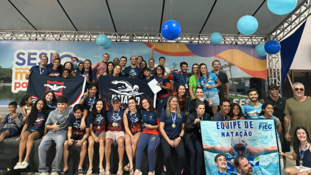 Equipe de natação do SESI Catalão conquista 24 medalhas e fica em 3º lugar geral na Copa SESI em Goiânia