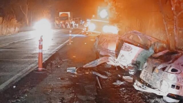 Colisão frontal na BR-153 mata duas pessoas em Porangatu; fim de semana tem 22 acidentes em rodovias federais de Goiás