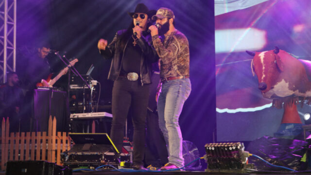 Terceira noite da Expo Campo 2025 atrai mais de 10 mil pessoas em noite histórica, com rodeio emocionante e show do US Agroboy em Campo Alegre de Goiás