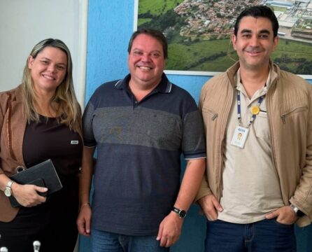 Prefeito Wisner Araújo busca parceria com SESI e SENAI para qualificação profissional em Corumbaíba
