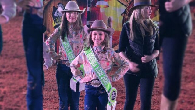 Abertura do Rodeio da Expo Catalão 2025 tem estreia da primeira Rainha e Princesa do Rodeio Kids