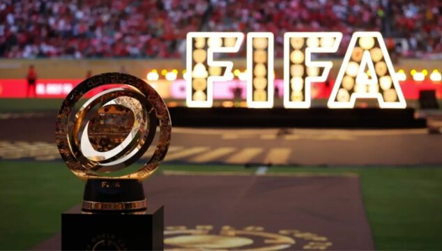 Duas equipes brasileiras, Fluminense e Palmeiras, entram em campo hoje pelas quartas de final da Copa do Mundo de Clubes 2025