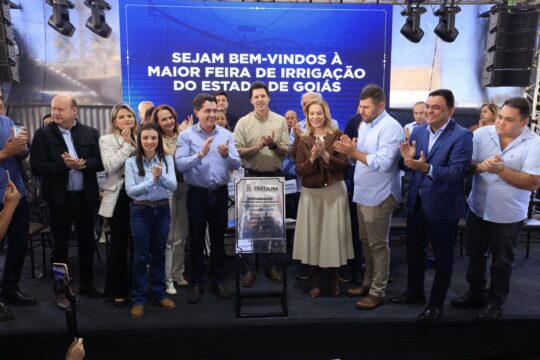 Na abertura de feira de tecnologia em Cristalina, Daniel Vilela destaca papel estratégico da irrigação