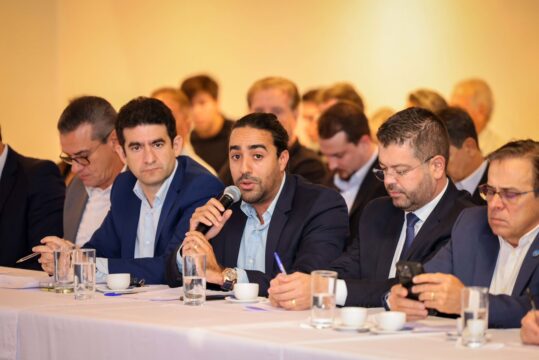 Empresário e piscicultor Pedro Gravata participa de reunião com Caiado e elogia linha de crédito para amenizar impactos do tarifaço dos EUA