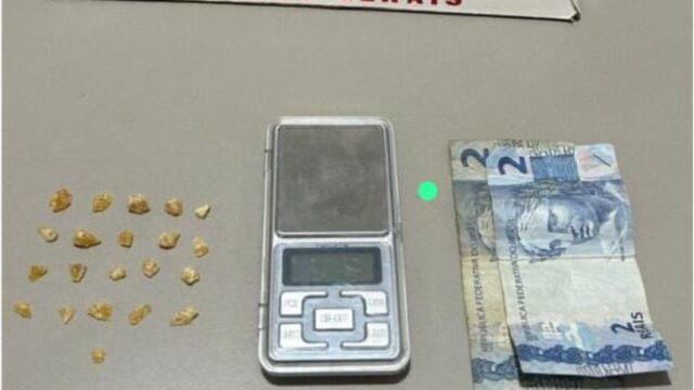 Homem é preso por tráfico de drogas no bairro Aeroporto, em Monte Carmelo