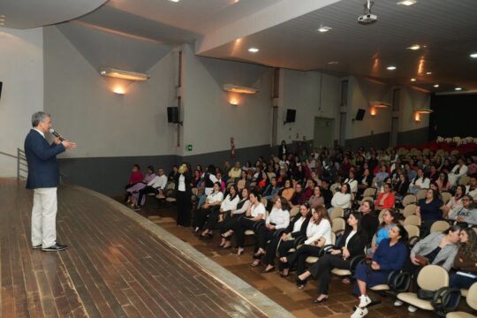Novos servidores da Educação são recebidos com integração e acolhimento em Catalão