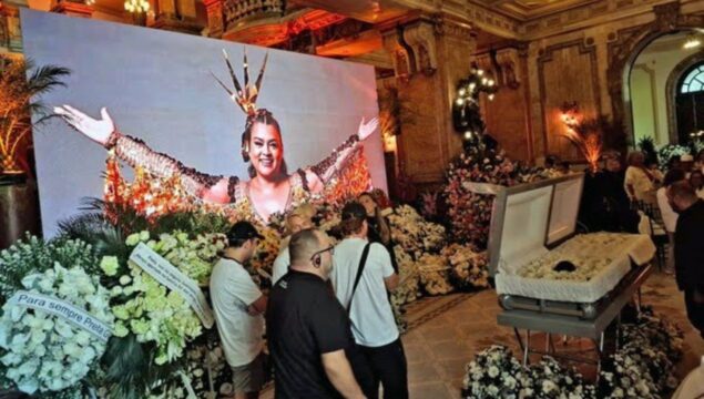 Velório de Preta Gil reúne multidão no Theatro Municipal do Rio em despedida emocionante; cortejo percorre circuito dos megablocos até o Cemitério da Penitência