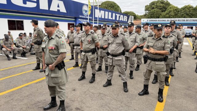 Policiais do 18º BPM são homenageados com medalhas por destaque e dedicação ao serviço