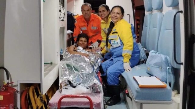 Mulher dá à luz em ambulância do Corpo de Bombeiros em Uberlândia