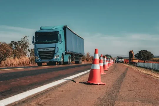 Em Goiás, ministro anuncia R$ 500 milhões em duplicação na BR-153