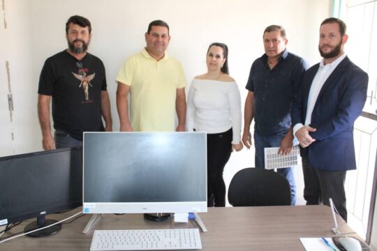 Prefeitura de Ouvidor nega desvio de computadores e confirma integridade do patrimônio público