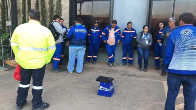 Metabase realiza assembleia com trabalhadores da Armac em Catalão