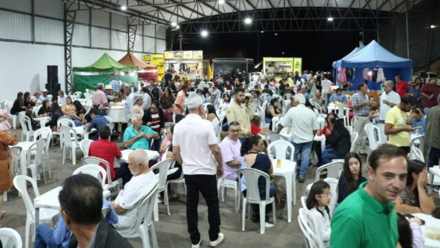 Feira da Amizade reúne grande público e é sucesso em Davinópolis; FOTOS
