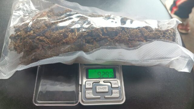 Homem é preso por tráfico de drogas após receber pacote com maconha pelos Correios em Vazante