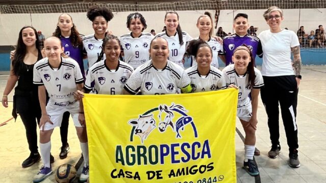 AmarElo Esportes conquista título invicto no torneio de futsal em Campo Alegre de Goiás