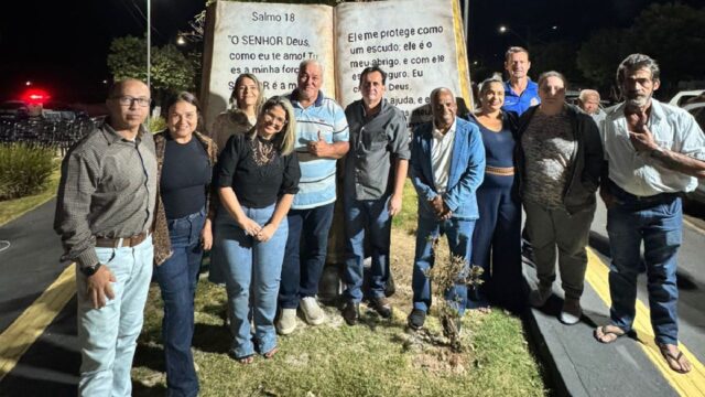Goiandira inaugura revitalização da Praça da Bíblia no Setor Primavera