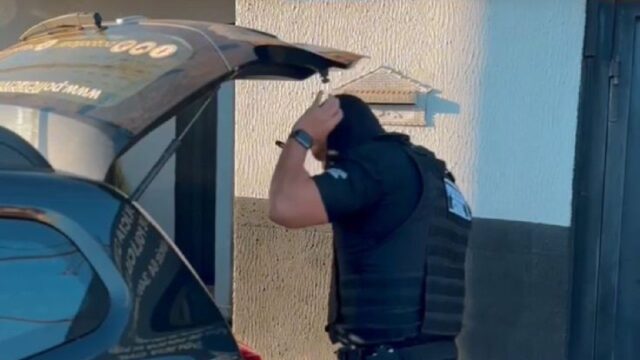 Jovem de 18 anos é preso em Pires do Rio suspeito de armazenar pornografia infantil