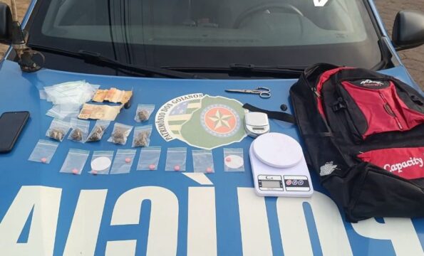 Polícia Militar apreende drogas e conduz dois suspeitos no bairro Vila Peixoto, em Ipameri