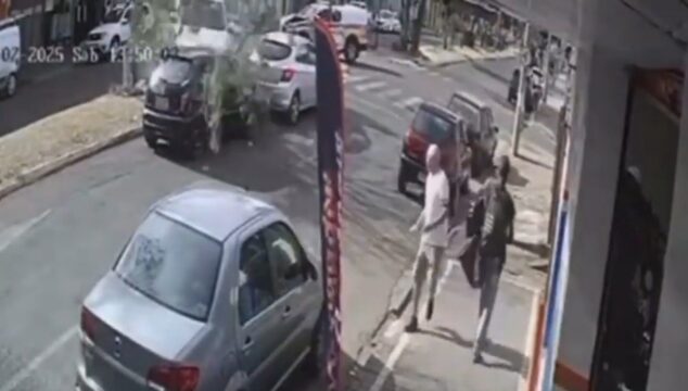 VÍDEO: Viatura da Polícia Militar se envolve em acidente durante atendimento de emergência em Uberlândia