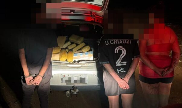Trio é detido na BR-153 transportando 19 peças de "super maconha" entre Uberlândia e Goiânia