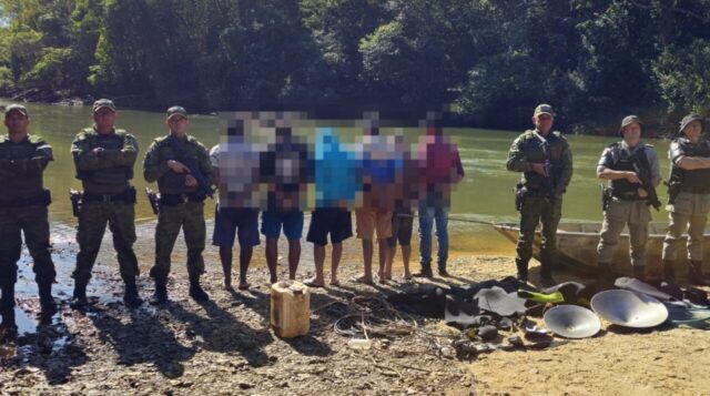 Polícia Militar flagra garimpo ilegal em Santa Cruz de Goiás
