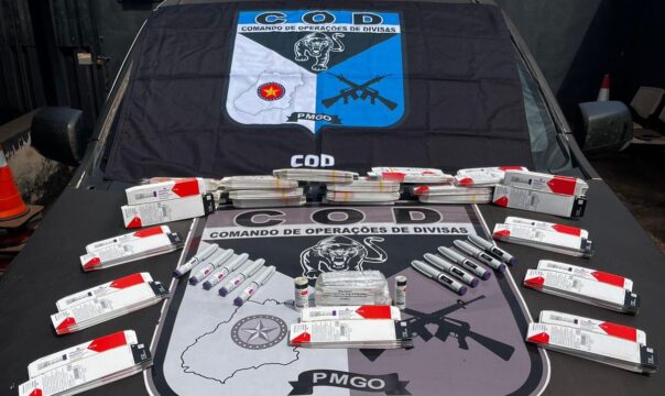 Corumbaíba: COD apreende canetas emagrecedoras contrabandeadas em ônibus interestadual