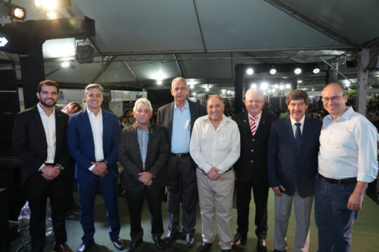 Abertura da Expo Sudeste reúne autoridades, empreendedores e mostra Catalão na vitrine do Centro-Oeste