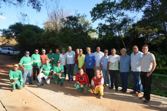 Prefeitura de Catalão entrega Ponte do Ribeirão Várzea Grande