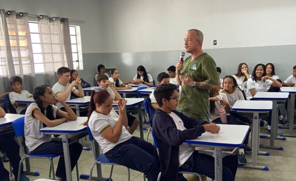 Programa Saúde na Escola promove roda de conversa sobre Setembro Amarelo em Marzagão