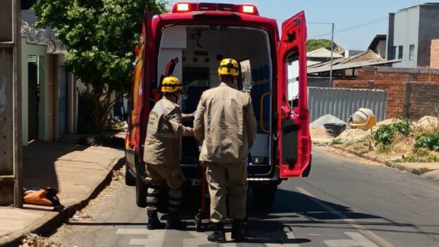 Motociclista fica ferido em acidente no bairro Jardim Europa, em Catalão