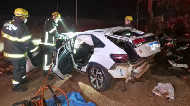 Oito pessoas morrem em acidente grave na BR-153 em Campinorte (GO)