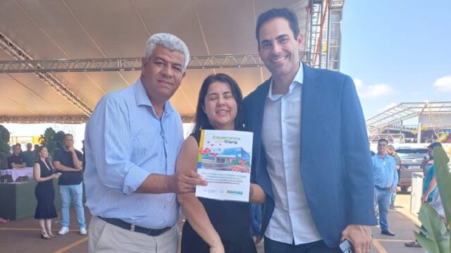 Presidente da Câmara de Pires do Rio participa de inauguração do hospital Oncológico Infantil em Goiás