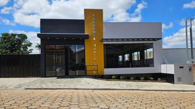 Nova Aurora inaugura Academia Municipal de Musculação nos 72 anos da cidade