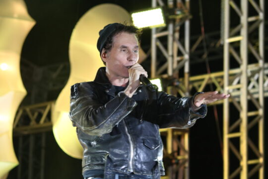 Capital Inicial volta a Catalão após 14 anos e arrasta mais de 3 mil pessoas em show histórico