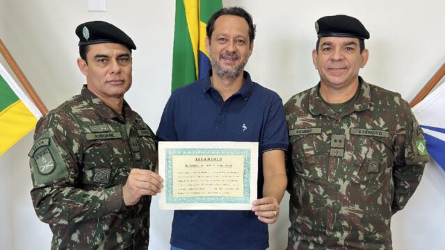 Prefeito Rafael Meirelles toma posse como presidente da Junta Militar 077 em Cumari