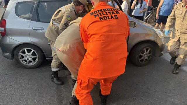 Acidente envolvendo cinco veículos deixa feridos no centro de Catalão