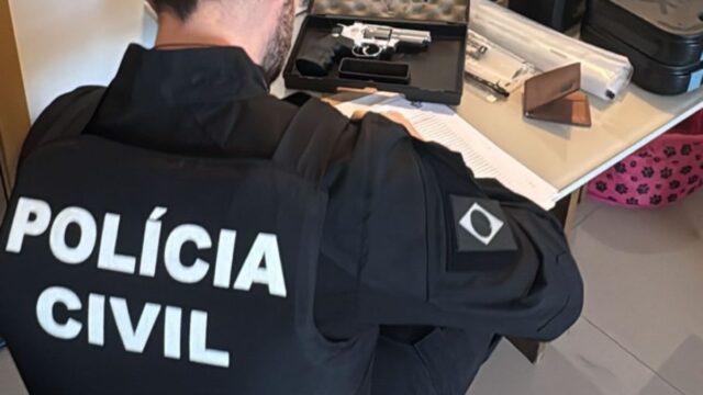 Operação da Polícia Civil cumpre 29 mandados em Morrinhos, Caldas Novas e Goiânia