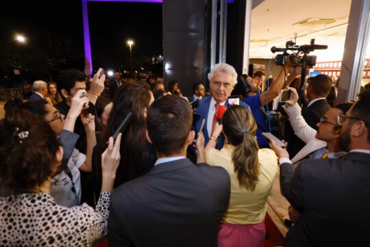 Caiado pede "sabedoria e equilíbrio" ao prestigiar posse de nova presidência do STF