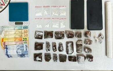 Casal é preso por tráfico de drogas durante operação da Polícia Militar em Coromandel