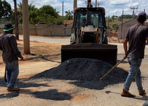 Prefeitura de Marzagão realiza operação tapa-buracos em diversos pontos da cidade
