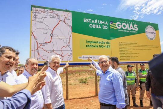 Caiado dá largada para pavimentação da GO-147, entre Bela Vista e Silvânia