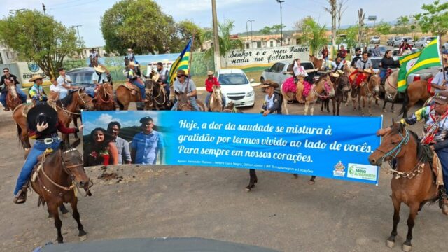 Cavalgada Ecológica em Goiandira presta homenagem a família vítima de acidente na GO-210