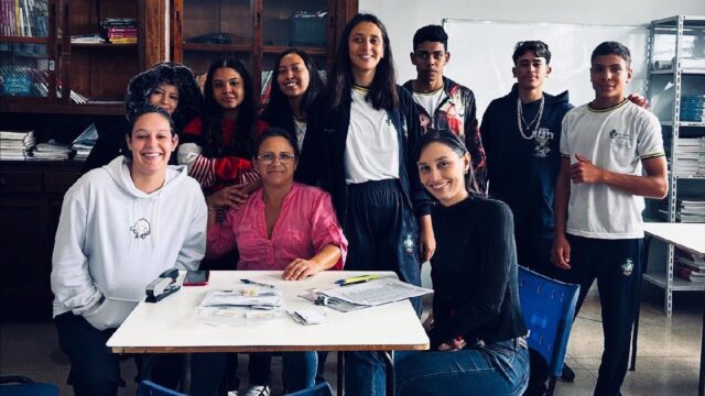 Prefeitura de Cumari realiza ação educativa sobre vacinação em escola estadual